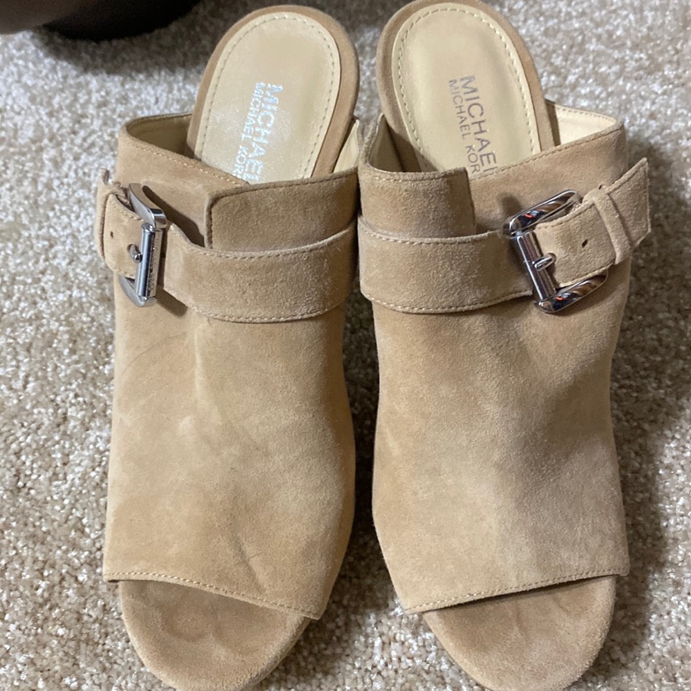 Womens heels
